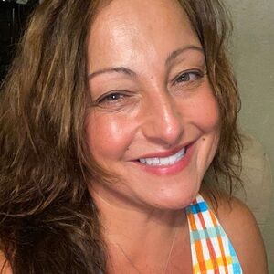 Meet your Posher, Posh